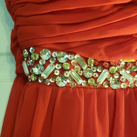 CityTrianglesDress Size 7 With Rhinestone Detail. Red - Picture 4 of 8